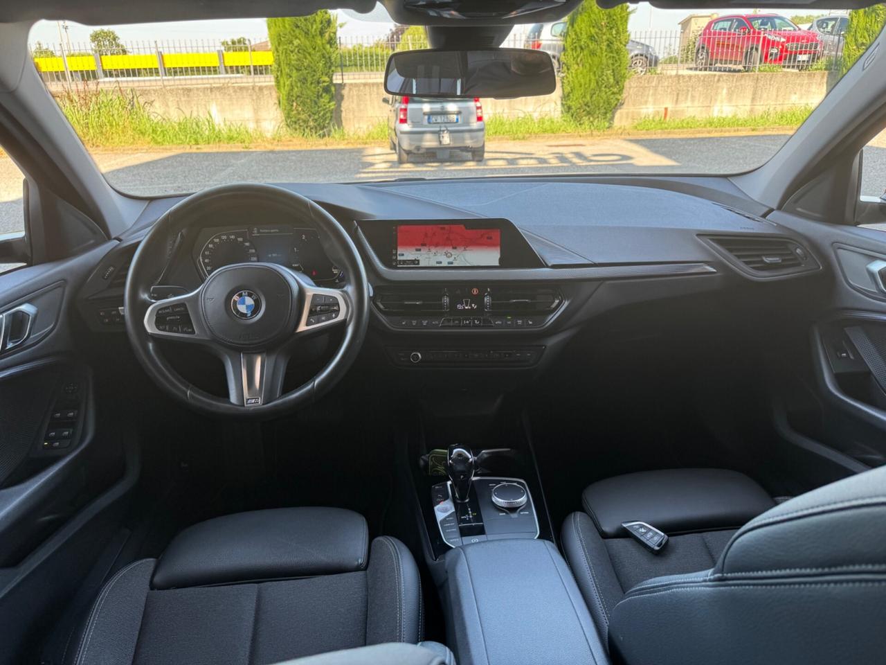Bmw 118 118d 5p. Msport