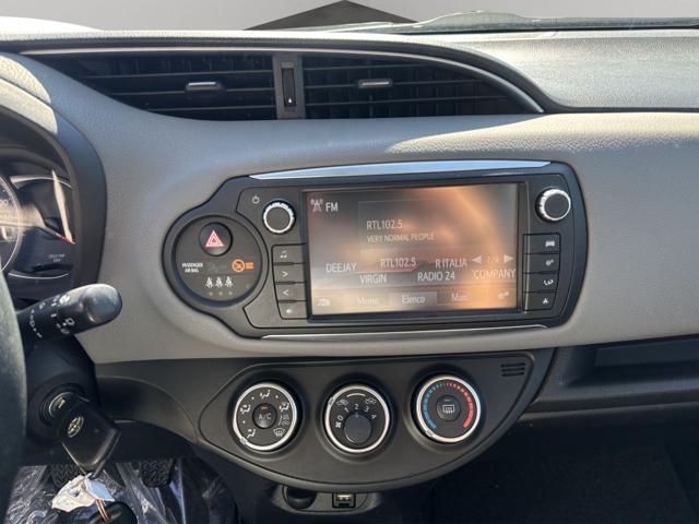 TOYOTA Yaris 1.0 5 porte Active