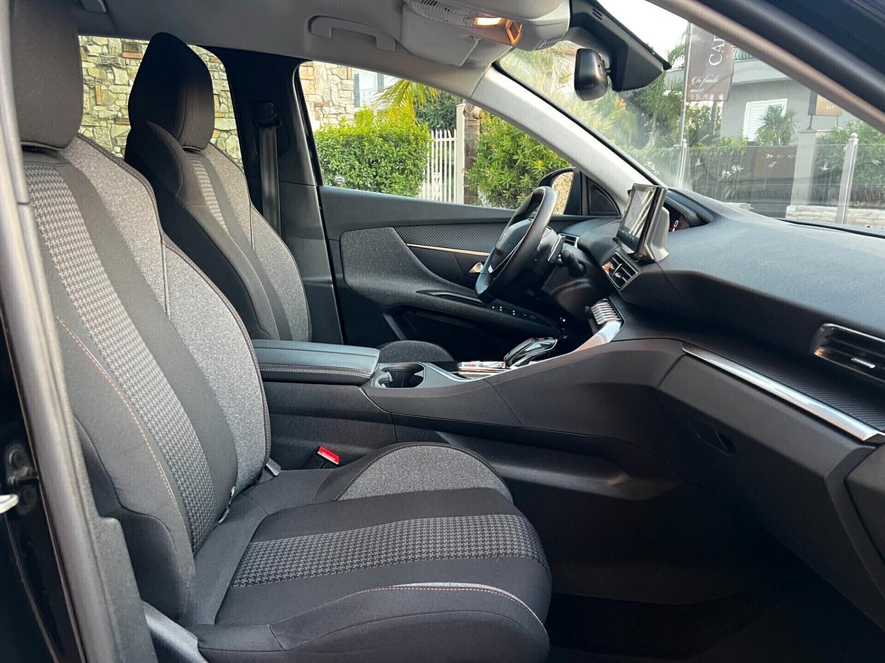 Peugeot 3008 BlueHDi 130 CV-AUTO-2021