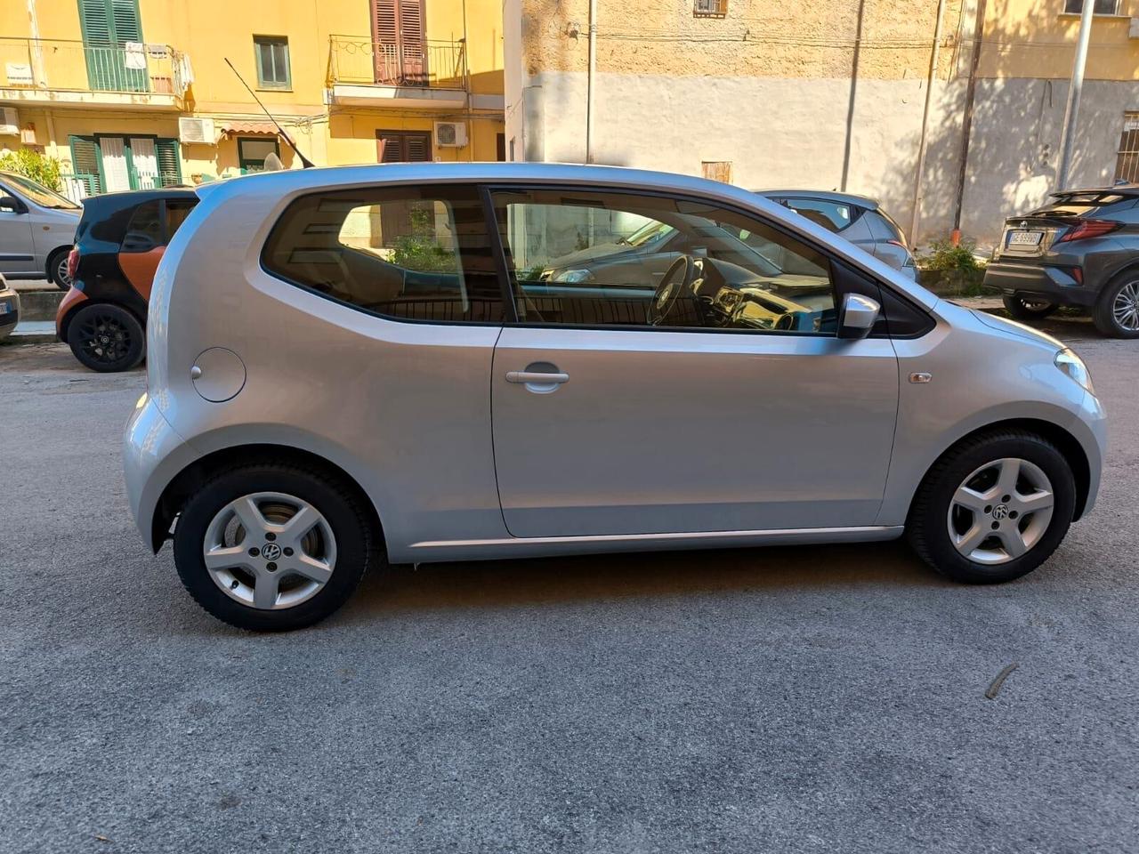 Volkswagen up! 1.0 UNICO PROPRIETARIO