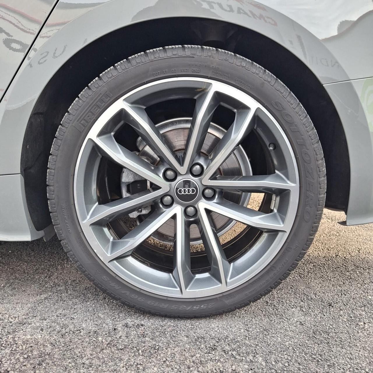 Audi A5 SPB 40 g-tron S tronic line edition