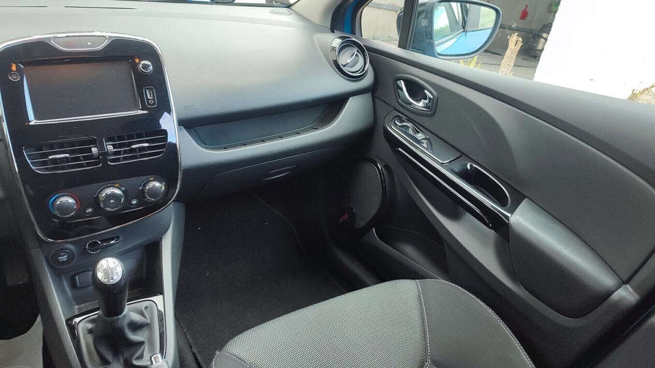 Renault Clio 1.2 75CV 5 porte Wave