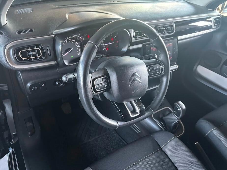 Citroen C3 PureTech 83 cv Shine
