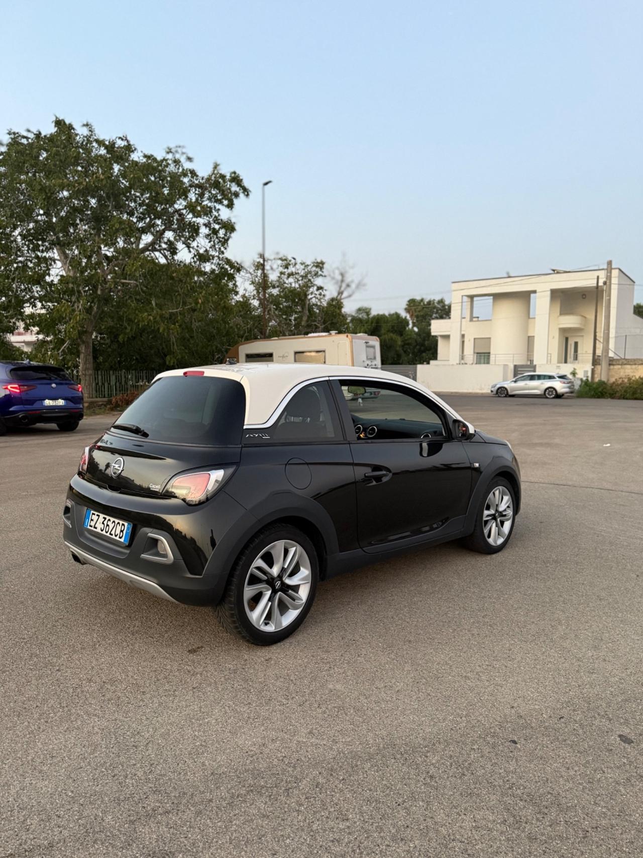 Opel Adam Rocks 1.2 70 CV Air