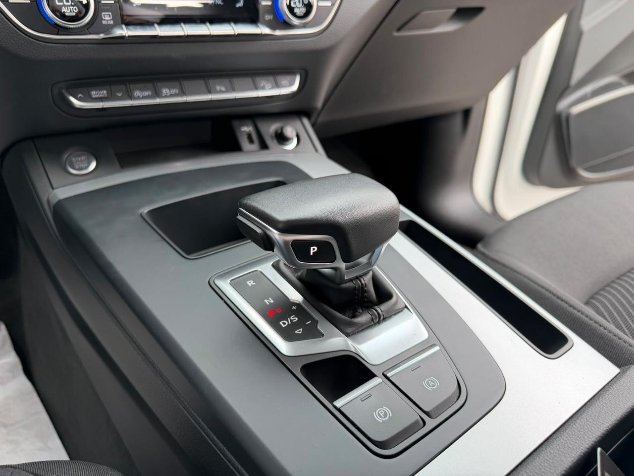 Audi Q5 40 2.0 TDI 204 CV quattro S tronic Business Advanced