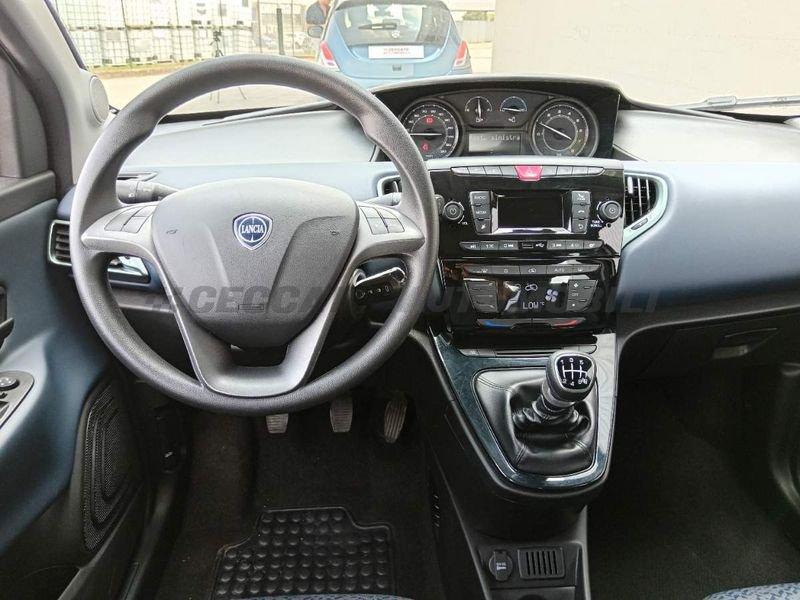 Lancia Ypsilon Ypsilon 1.0 firefly hybrid Oro s&s 70cv