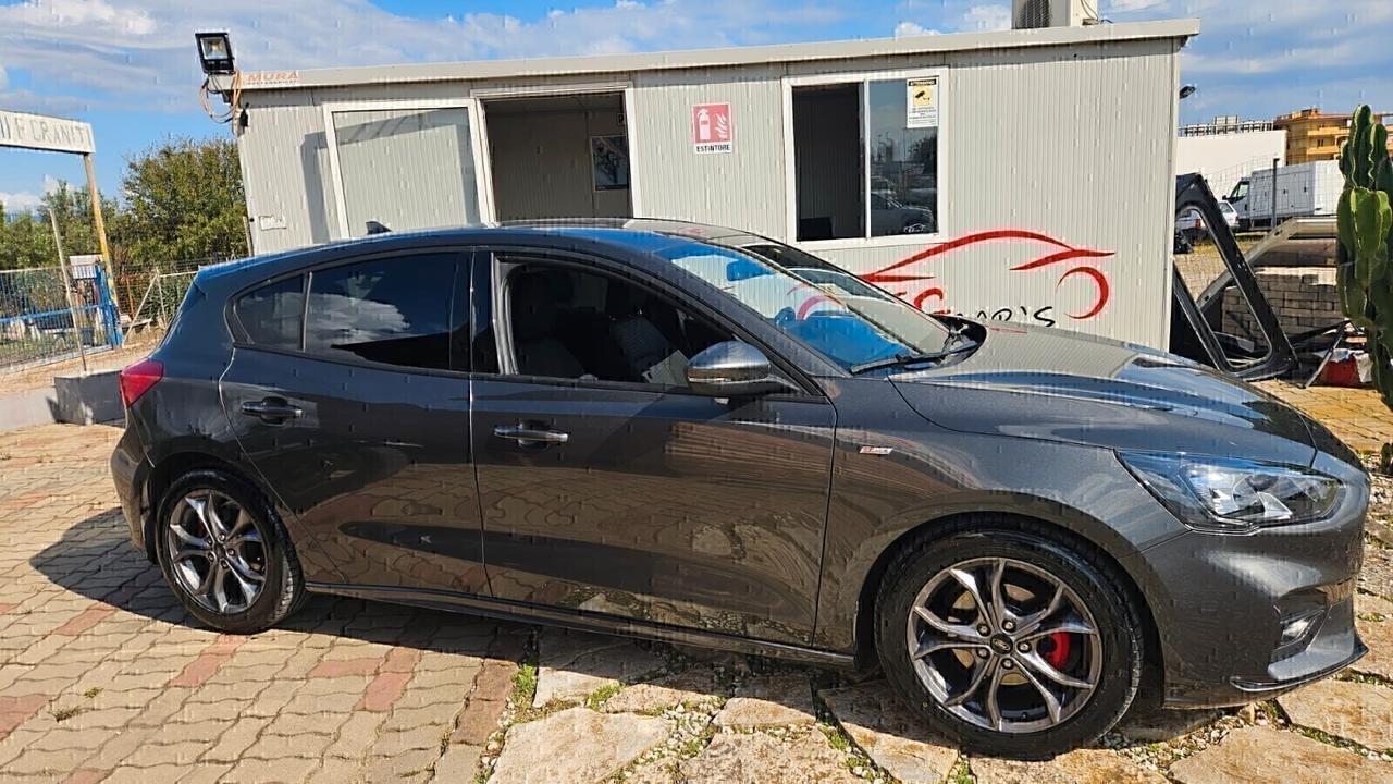 Ford Focus 1.0 EcoBoost Hybrid 125 CV 5p. ST-Line Design