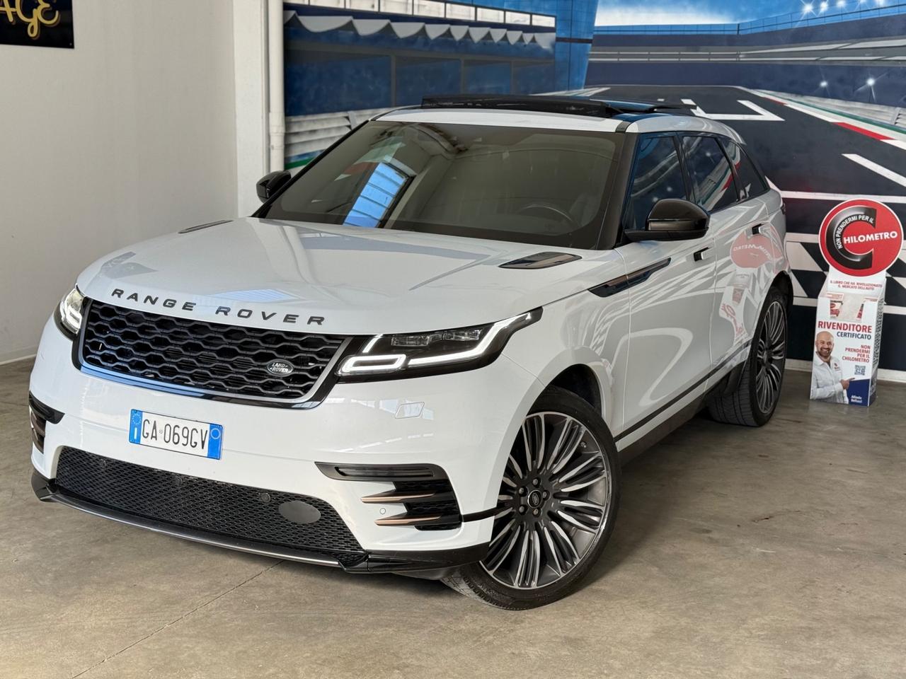 Land Rover Range Velar 2.0D I4 240 CV R-Dynamic HSE