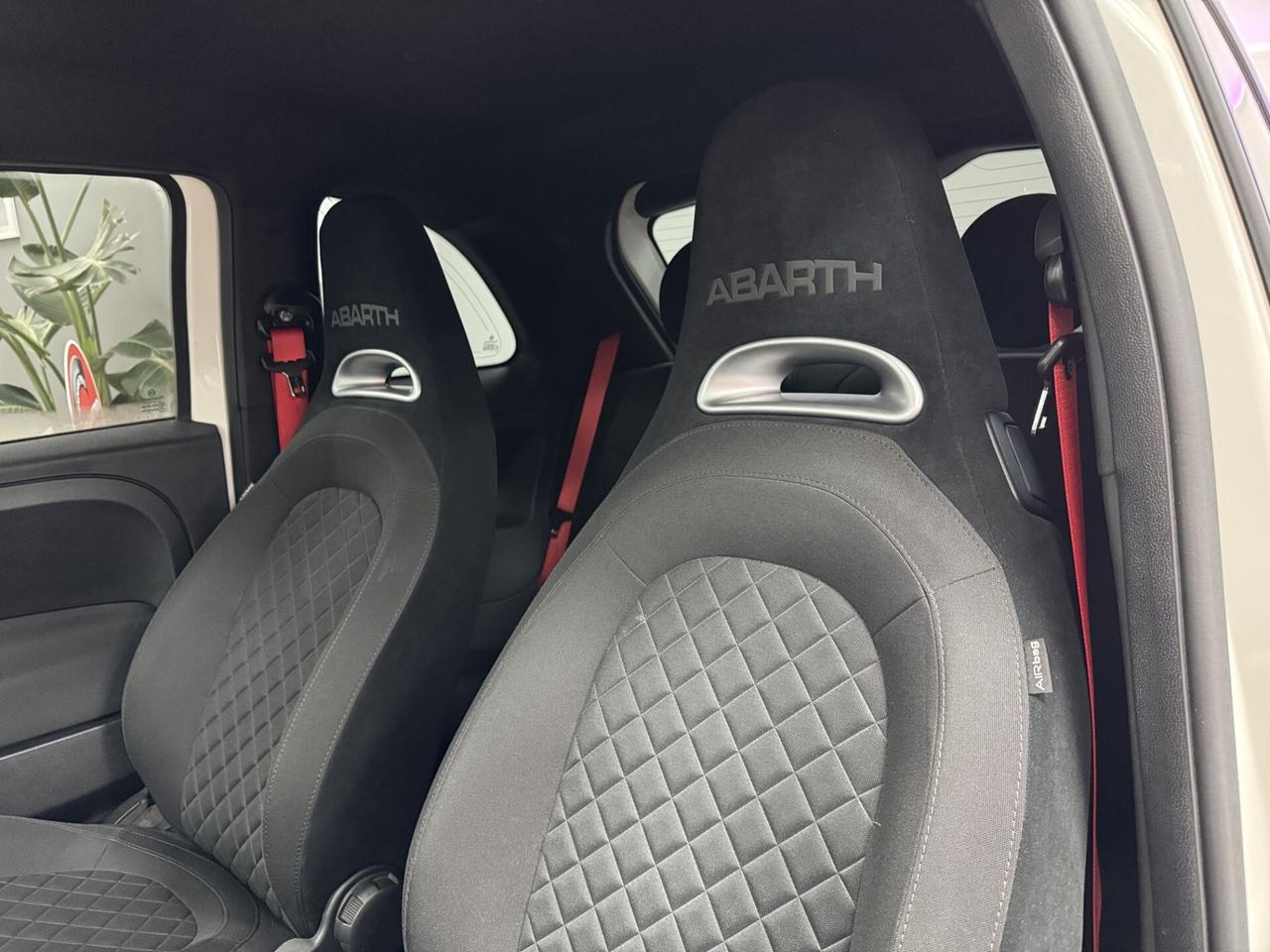 Abarth 595 1.4 Turbo T-Jet 165 CV