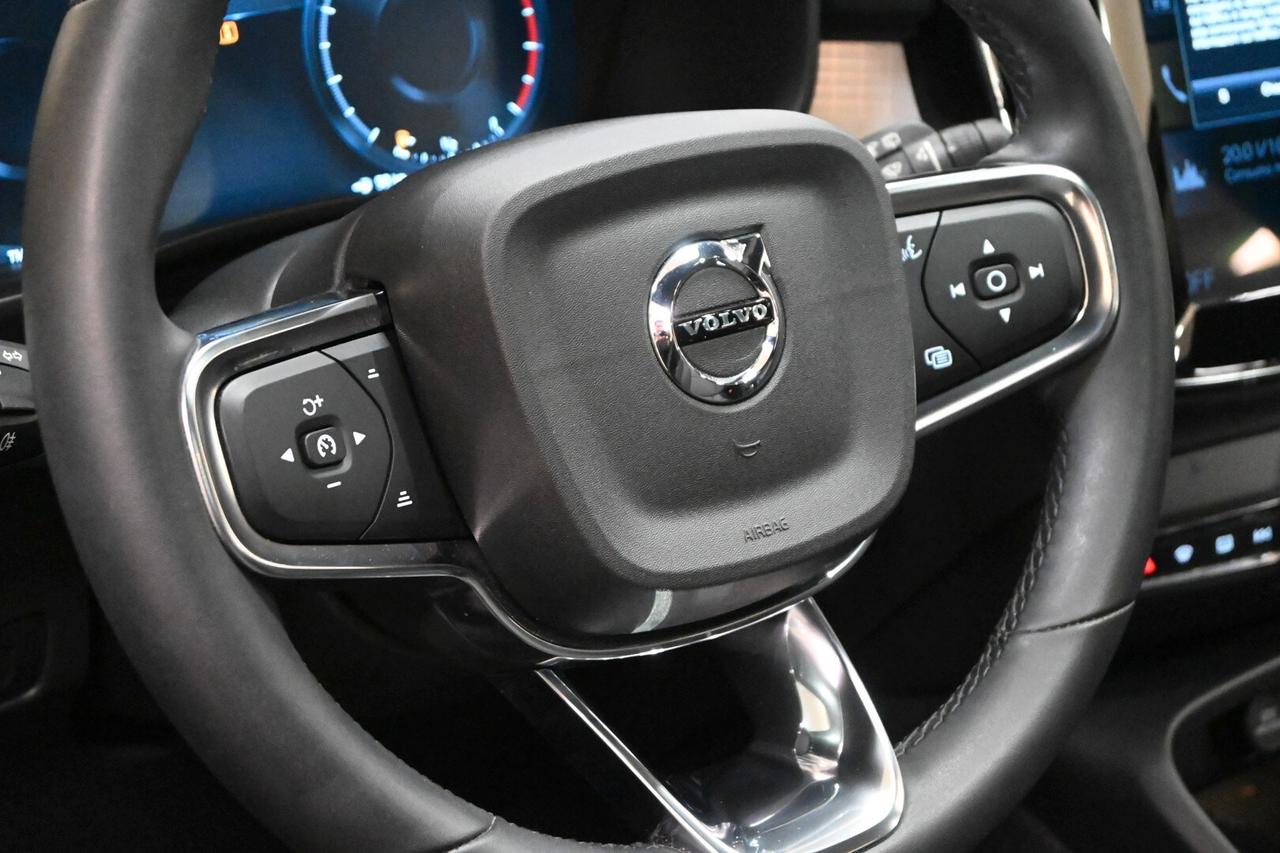 VOLVO XC40 (2017-->) XC40 T2 automatico Core