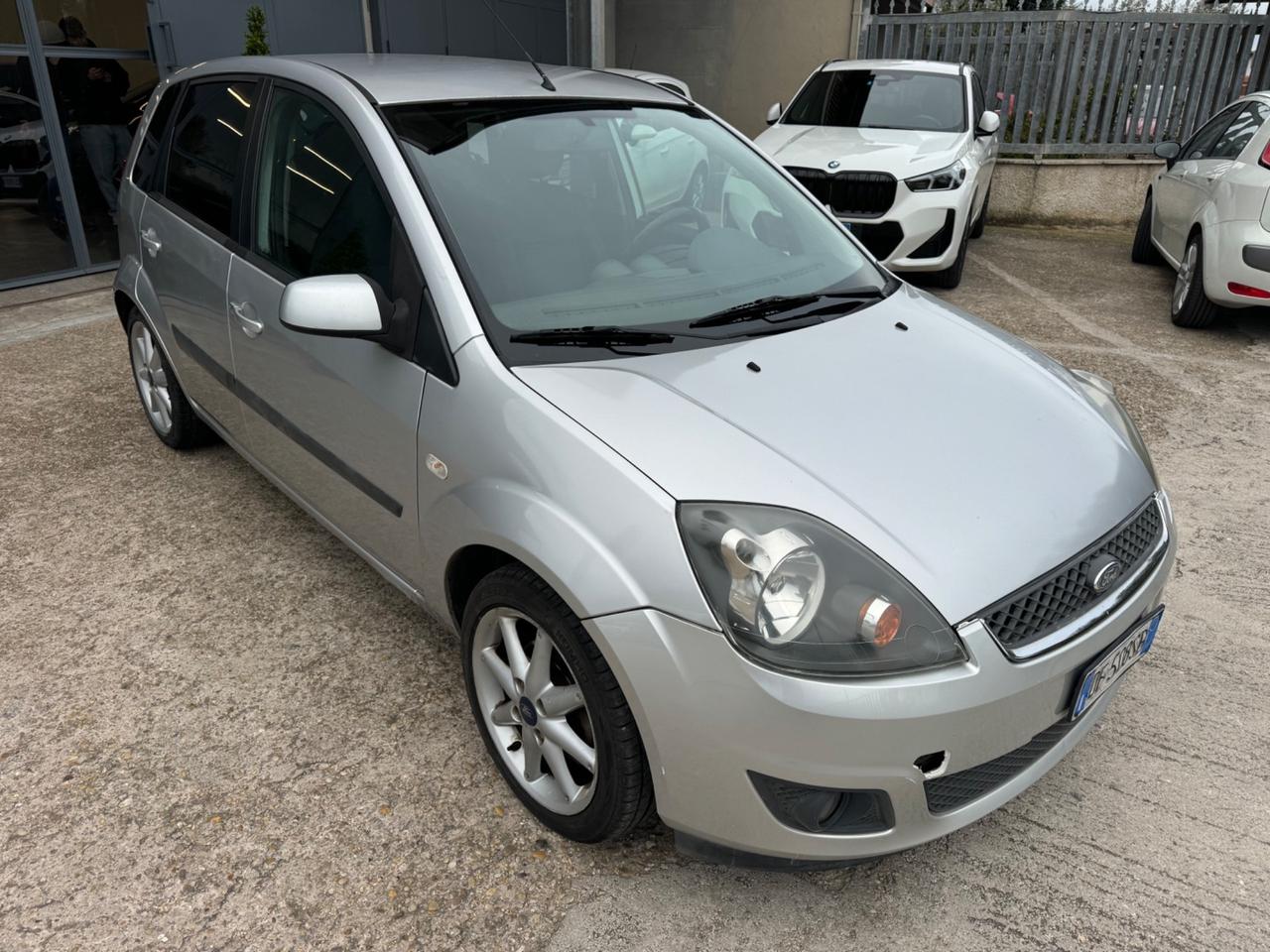 Ford Fiesta 1.4 TDCi 5 porte UNIPRO!