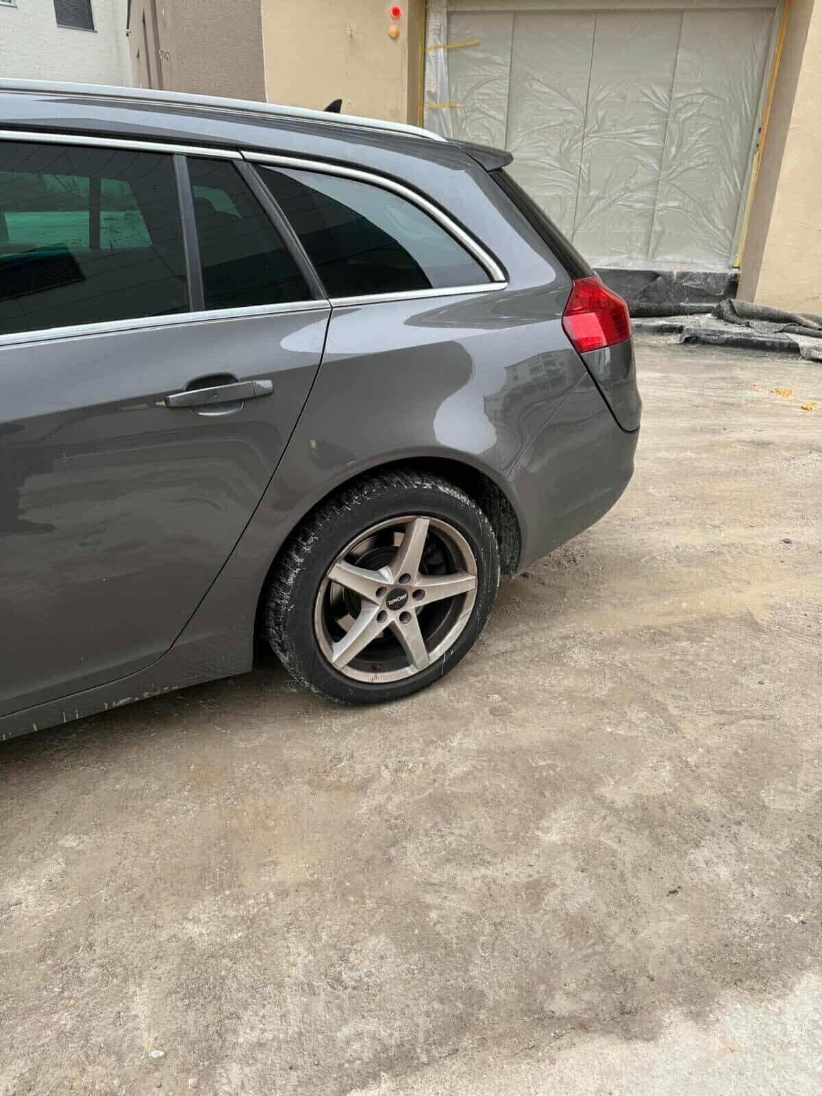 Opel Insignia 2.0 CDTI 4x4 160CV Leggi descrizione .