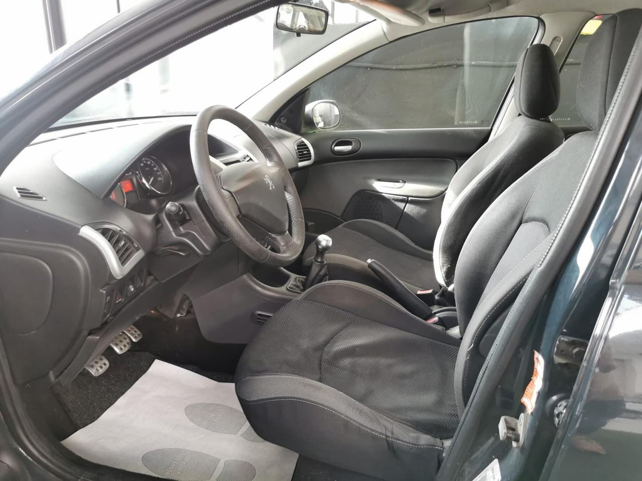 Peugeot 206 Plus 1.2 5p. Trendy ECO GPL
