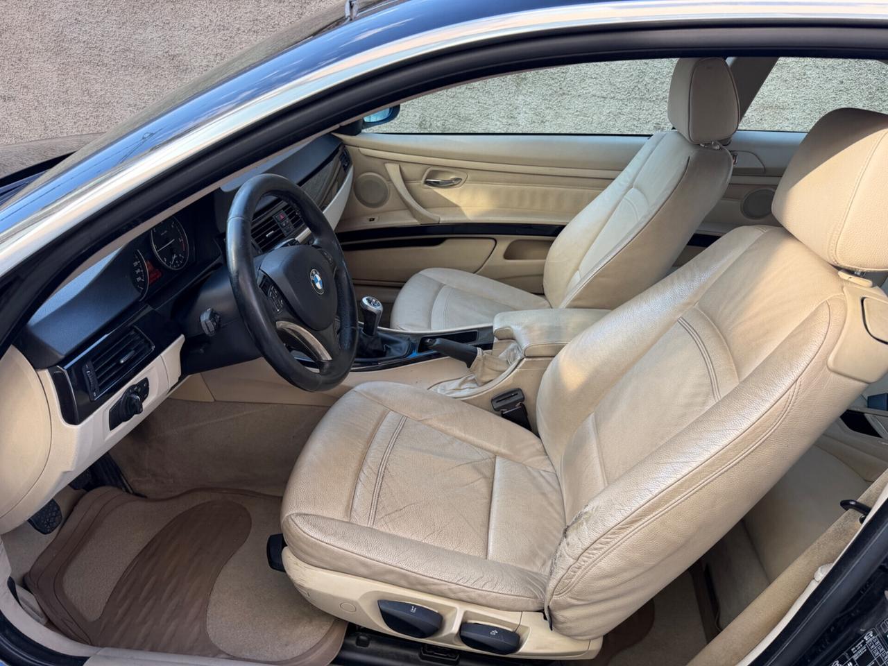 BMW 320d 177CV Coupé Futura MANUALE