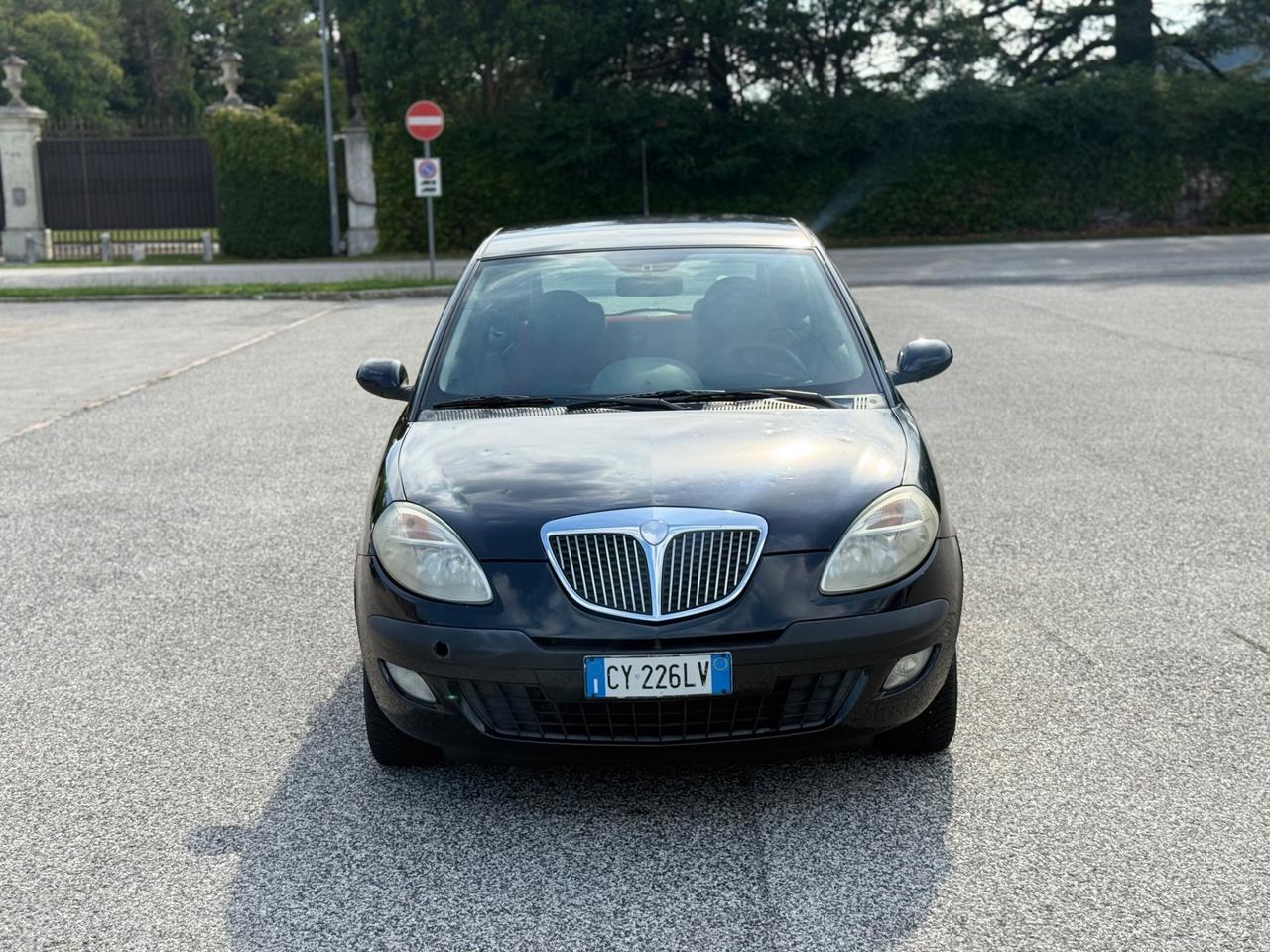 Lancia Ypsilon 1.2 Oro