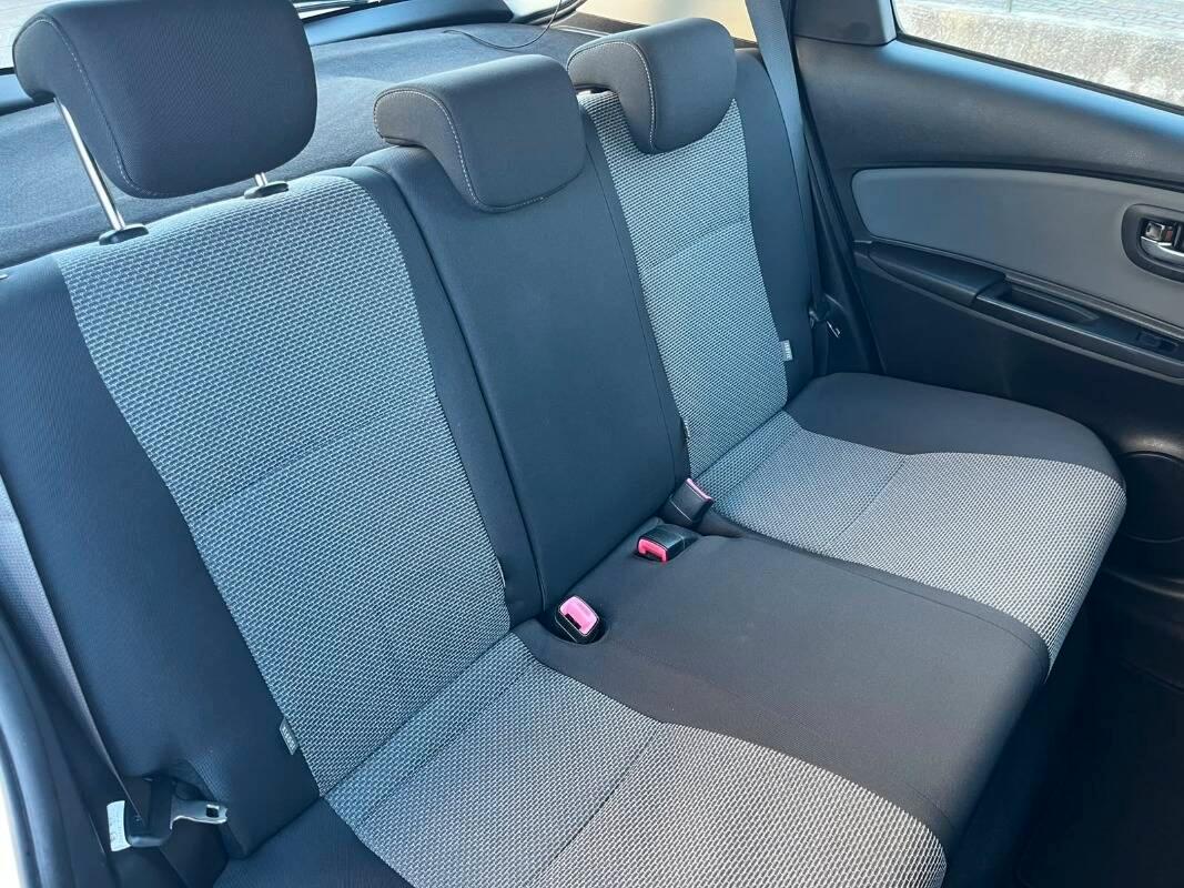 Toyota Yaris 1.5h Active 5p