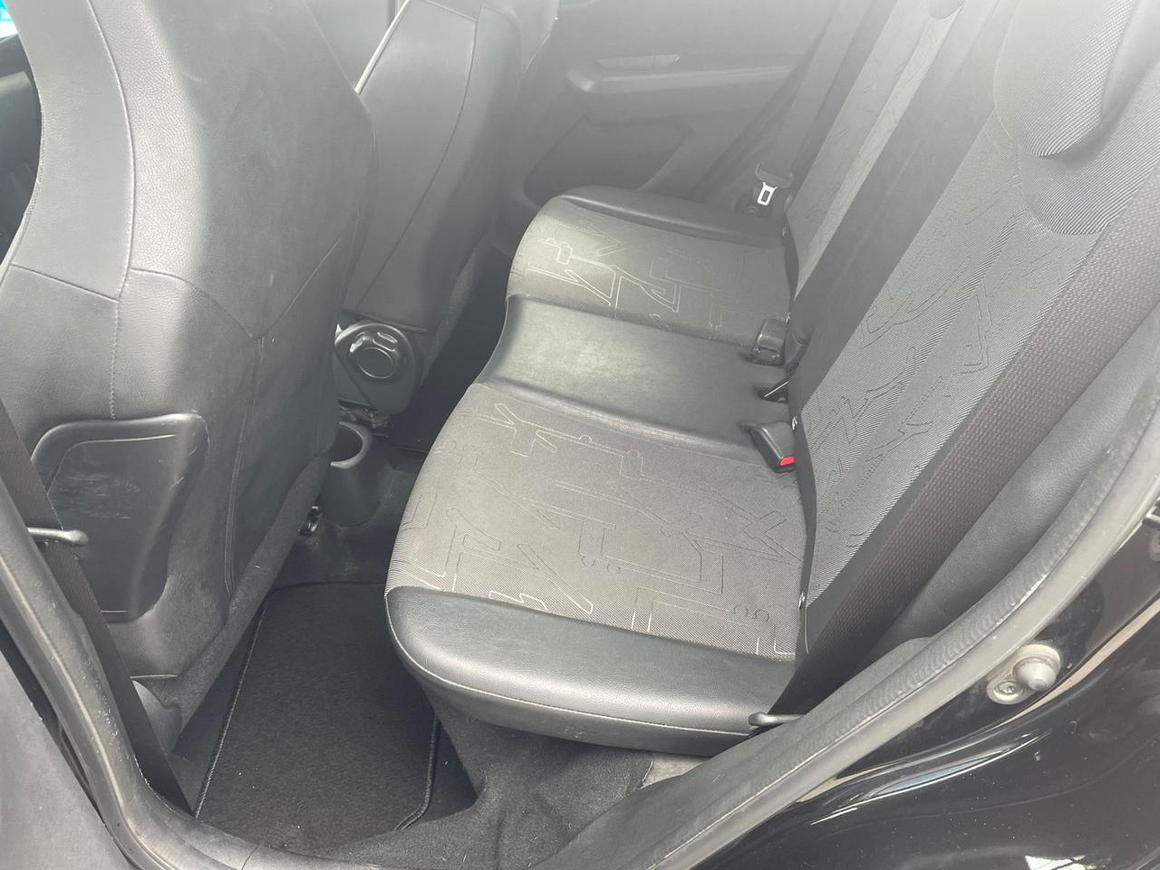Toyota Aygo Connect 1.0 VVT-i 72 CV 5 porte x-clusiv