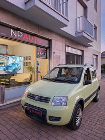 Fiat Panda 4x4 Climbing
