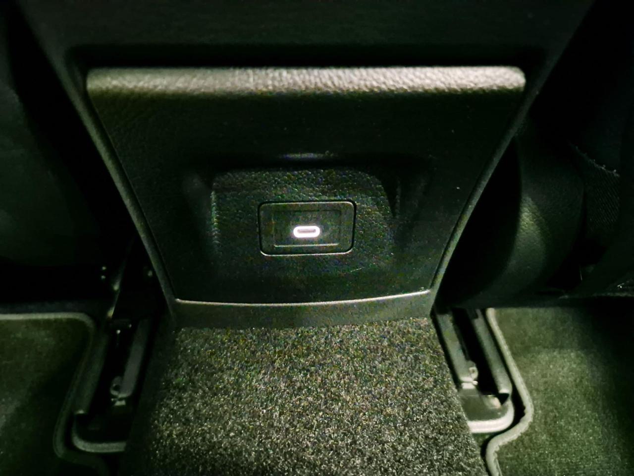 Mercedes A 200 AMG Line Advanced Plus 7G-DCT IN PROMO