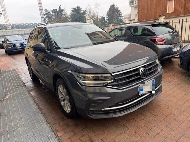 VOLKSWAGEN Tiguan 2.0 TDI 150 CV SCR DSG 4MOTION Life