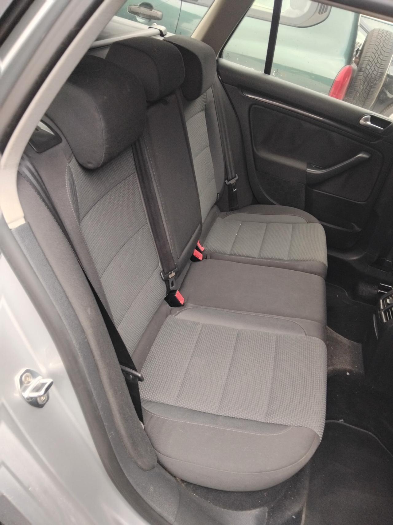 Volkswagen Golf Variant 1.6 TDI DPF Comfortline