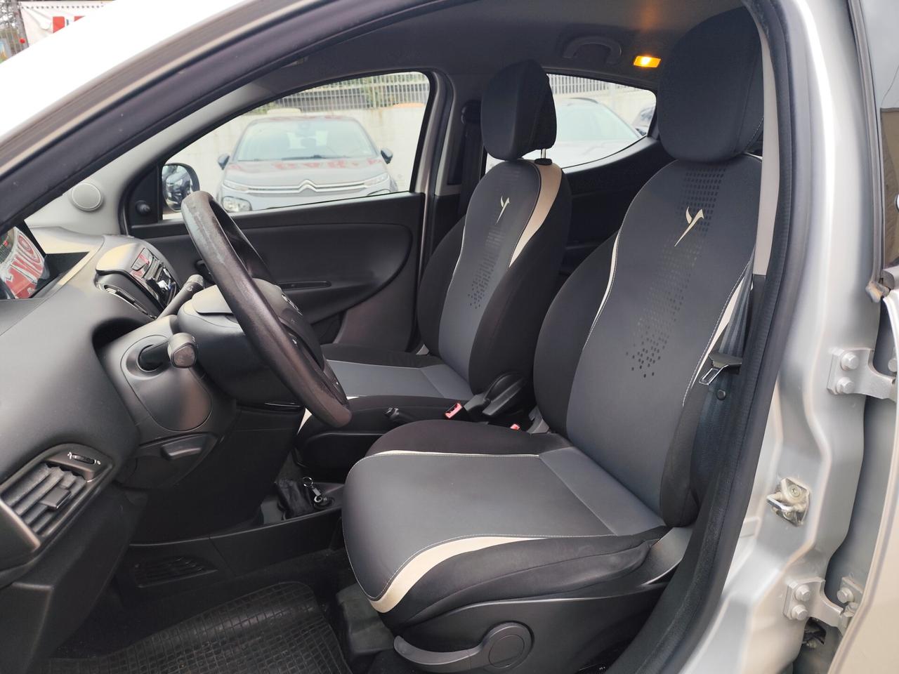 Lancia Ypsilon 1.2 69 CV 5 porte GPL Ecochic Elefantino