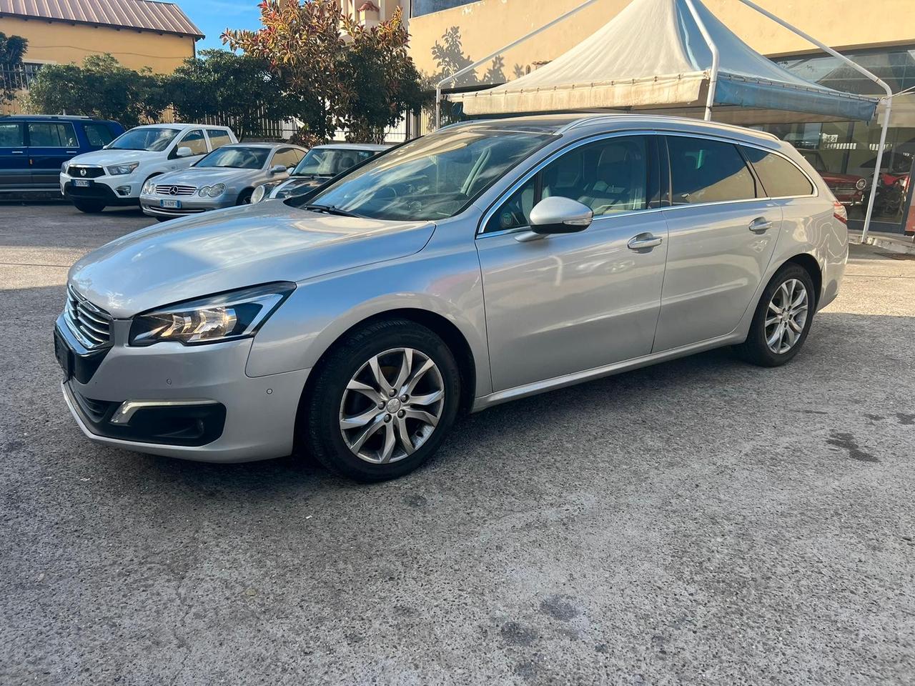 Peugeot 508 2.0 HDi 140CV SW Ciel Allure