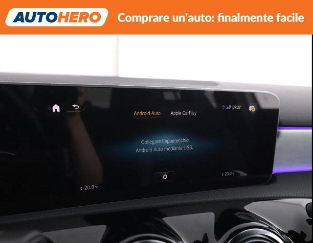 MERCEDES-BENZ A 200 Automatic Premium