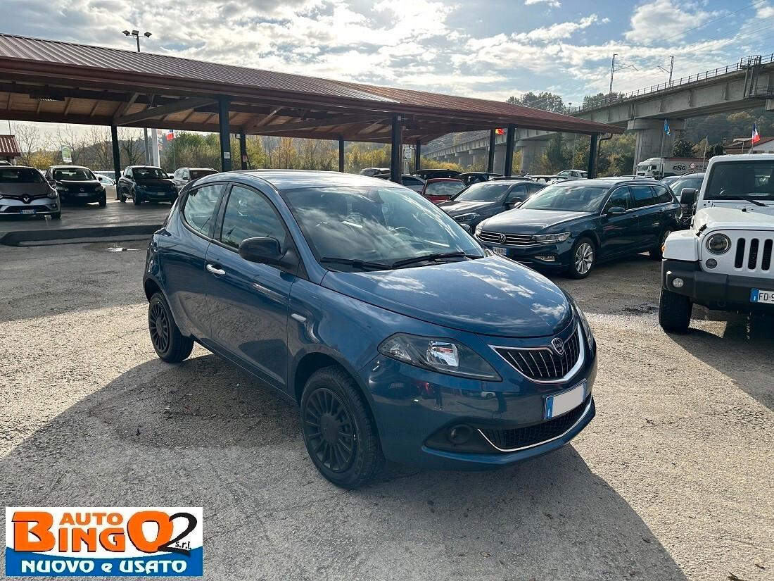 Lancia Ypsilon 0.9 TwinAir 5 porte Metano Ecochic Silver 84CV