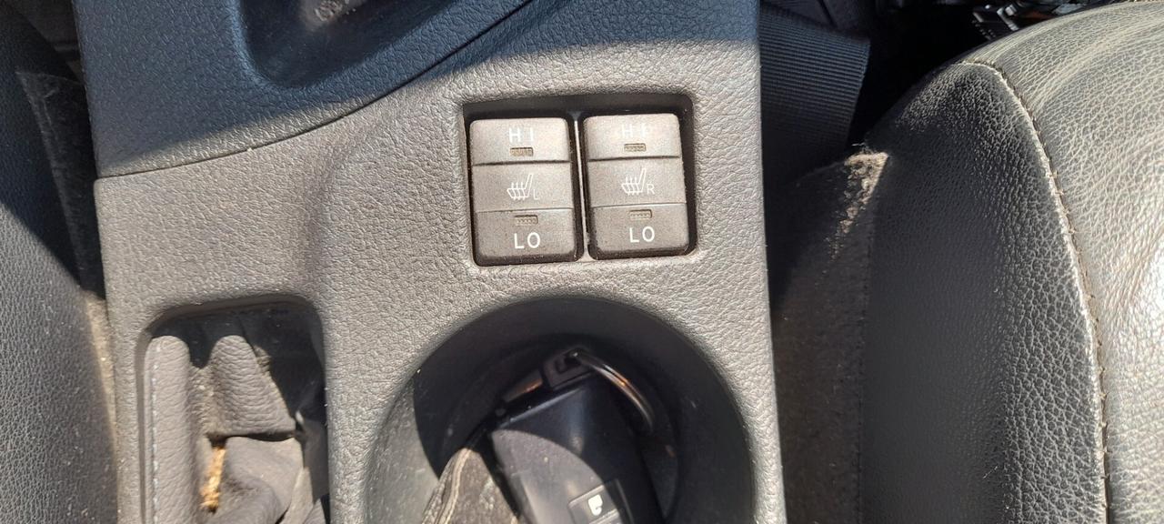 Toyota Auris 1.8 Hybrid Lounge cambio aut full