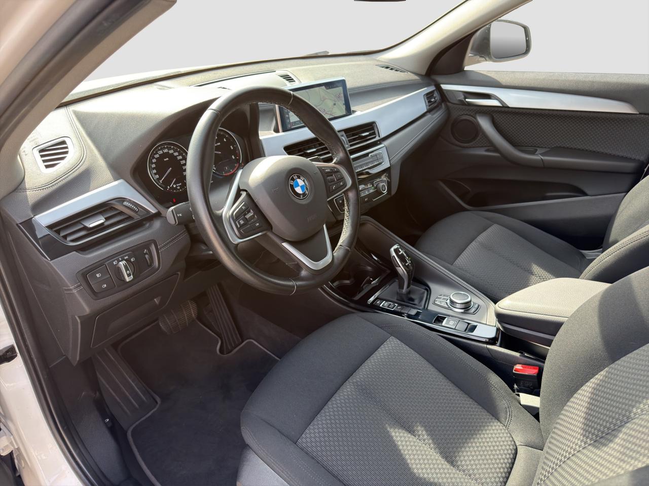 BMW X2 (F39) X2 sDrive16d Business-X