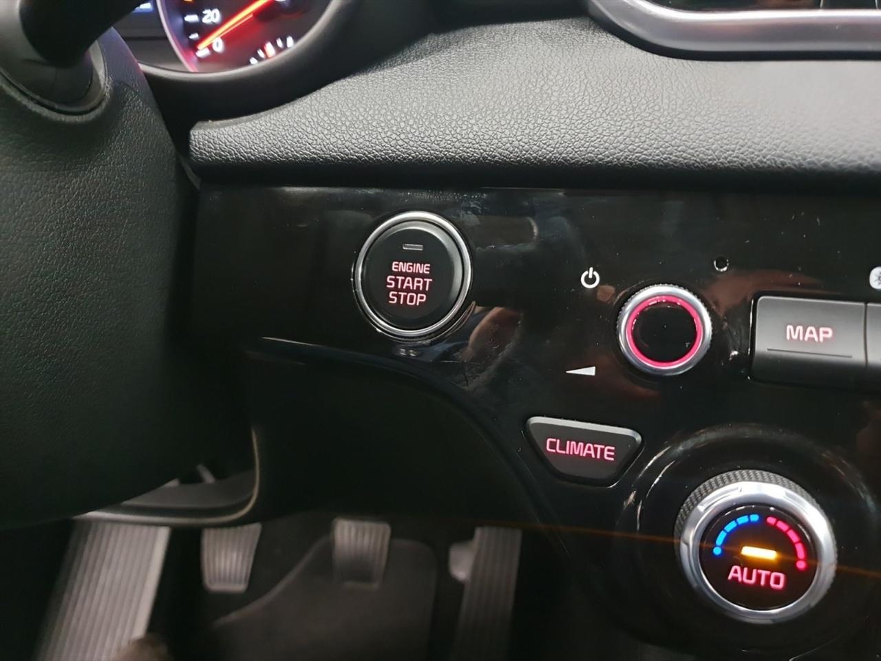 Kia Sportage 1.6 crdi mhev style 2wd 136cv