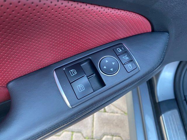 MERCEDES-BENZ SLK 250 CGI Premium