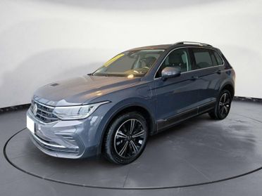 Volkswagen Tiguan 1.4 tsi eh life dsg