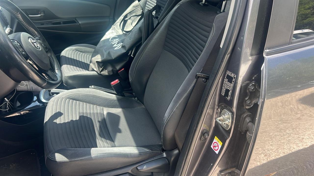 Toyota Yaris Hybrid