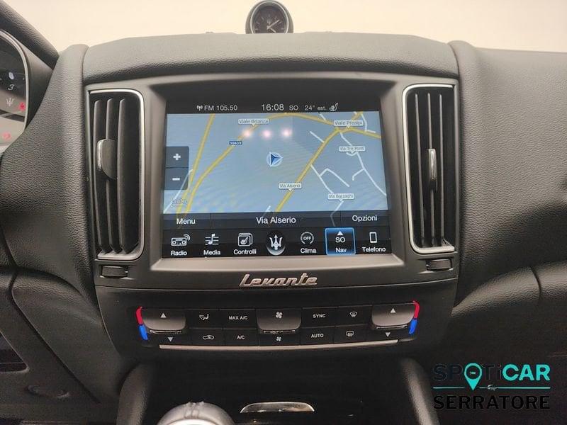 Maserati Levante 3.0 V6 275cv auto