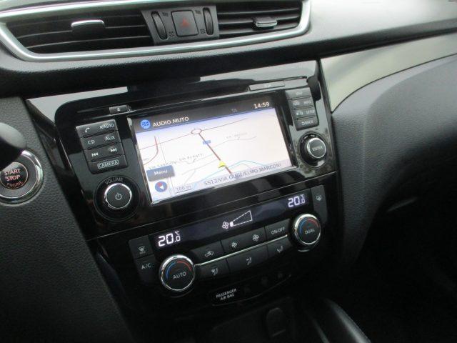 NISSAN Qashqai 1.5 dCi N-Connecta TETTO/Navi/360