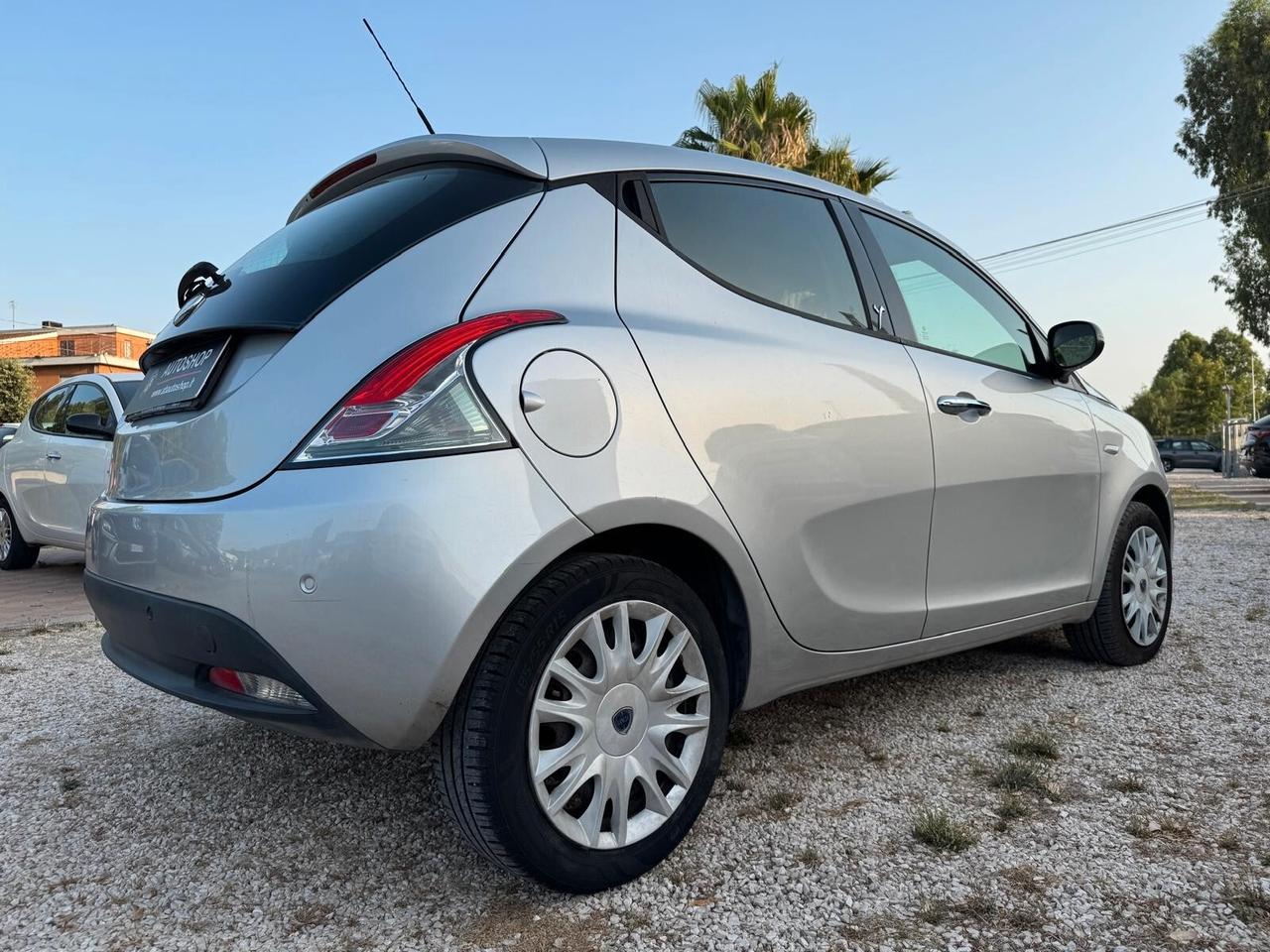 LANCIA - Ypsilon - 1.2 69 CV 5p. GPL - NEOPATENTATI - FINANZIABILE - PERMUTE