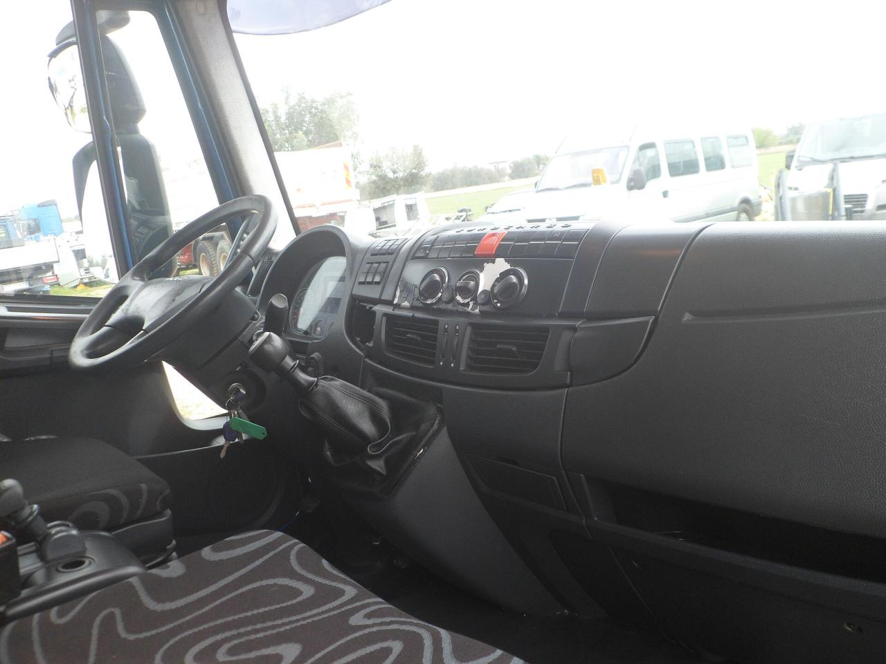 Iveco eurocargo 75e18 furgonatura