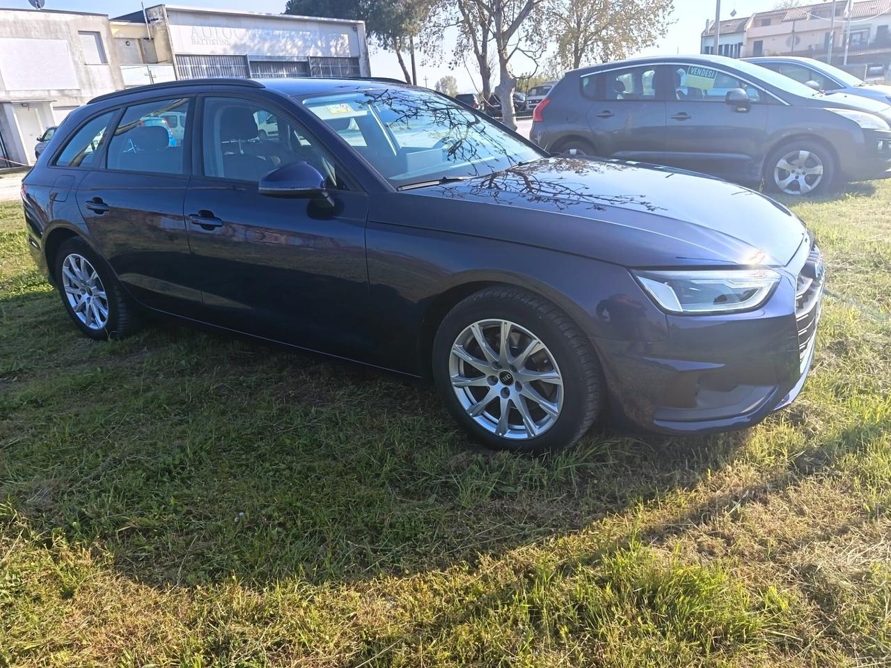 Audi A4 Avant 35 TDI/163 CV S tronic line edition