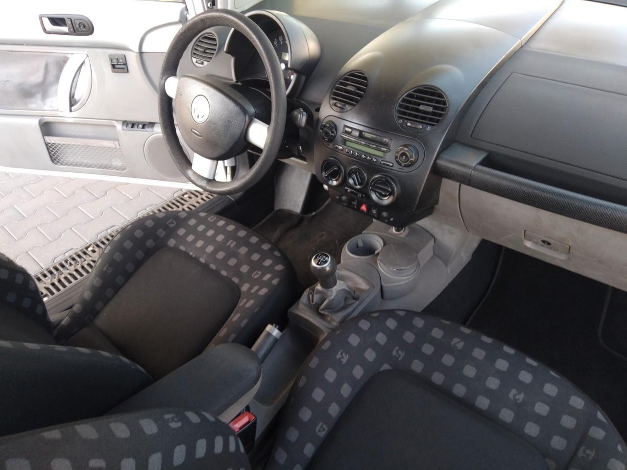 Volkswagen New Beetle 1.9 TDI 90cv xneopatentati