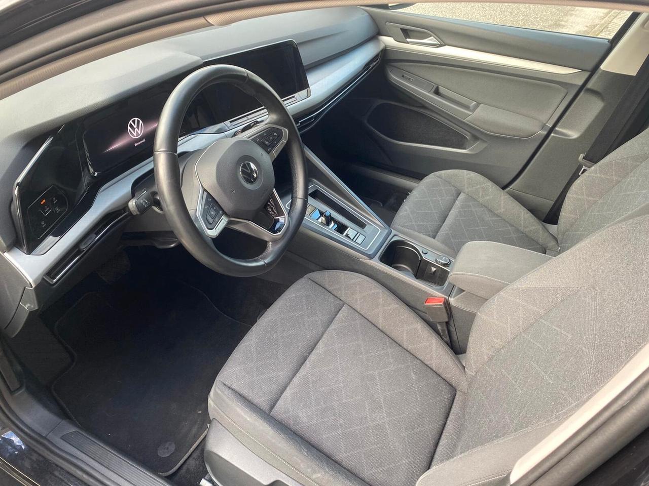 Volkswagen Golf 1.0 eTSI EVO DSG Life