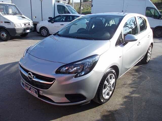 Opel Corsa 1.2 5 porte