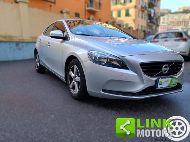 VOLVO V40 D2 1.6 Summum