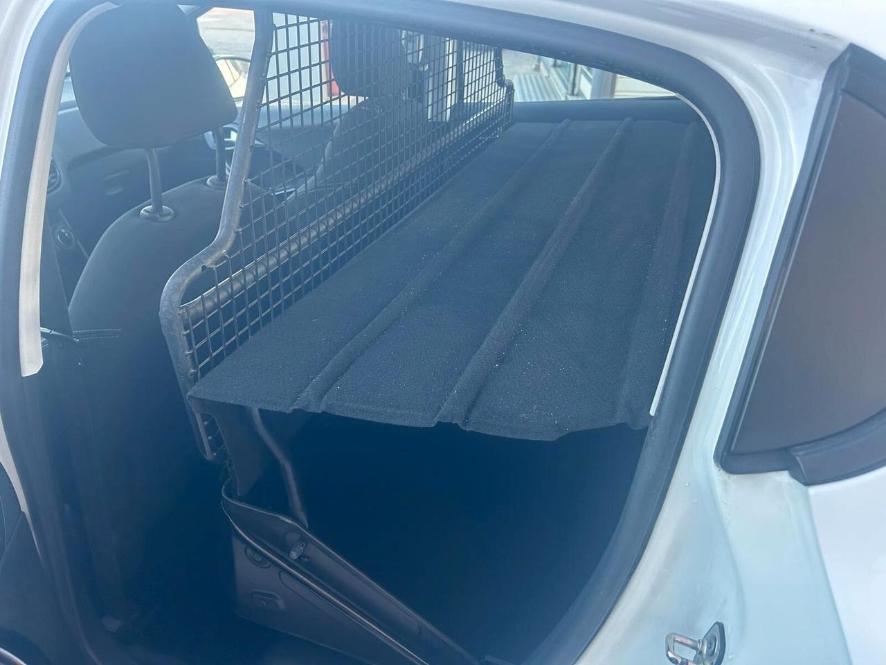 Peugeot 208 1.4 HDi 68 CV autocarro