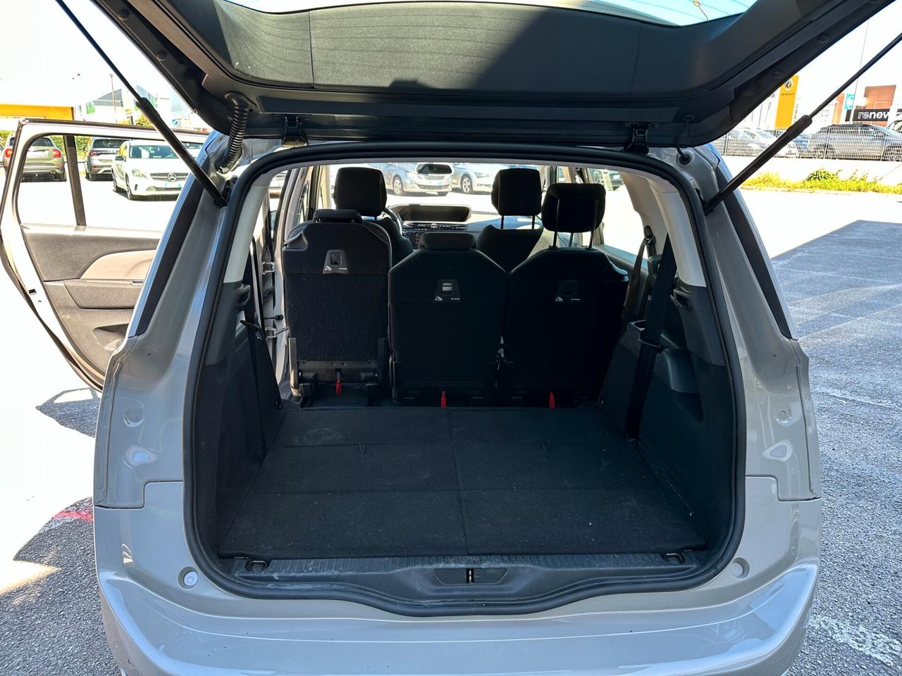 Citroen Grand C4 SpaceTourer BlueHDi 130 S&S EAT8 Shine