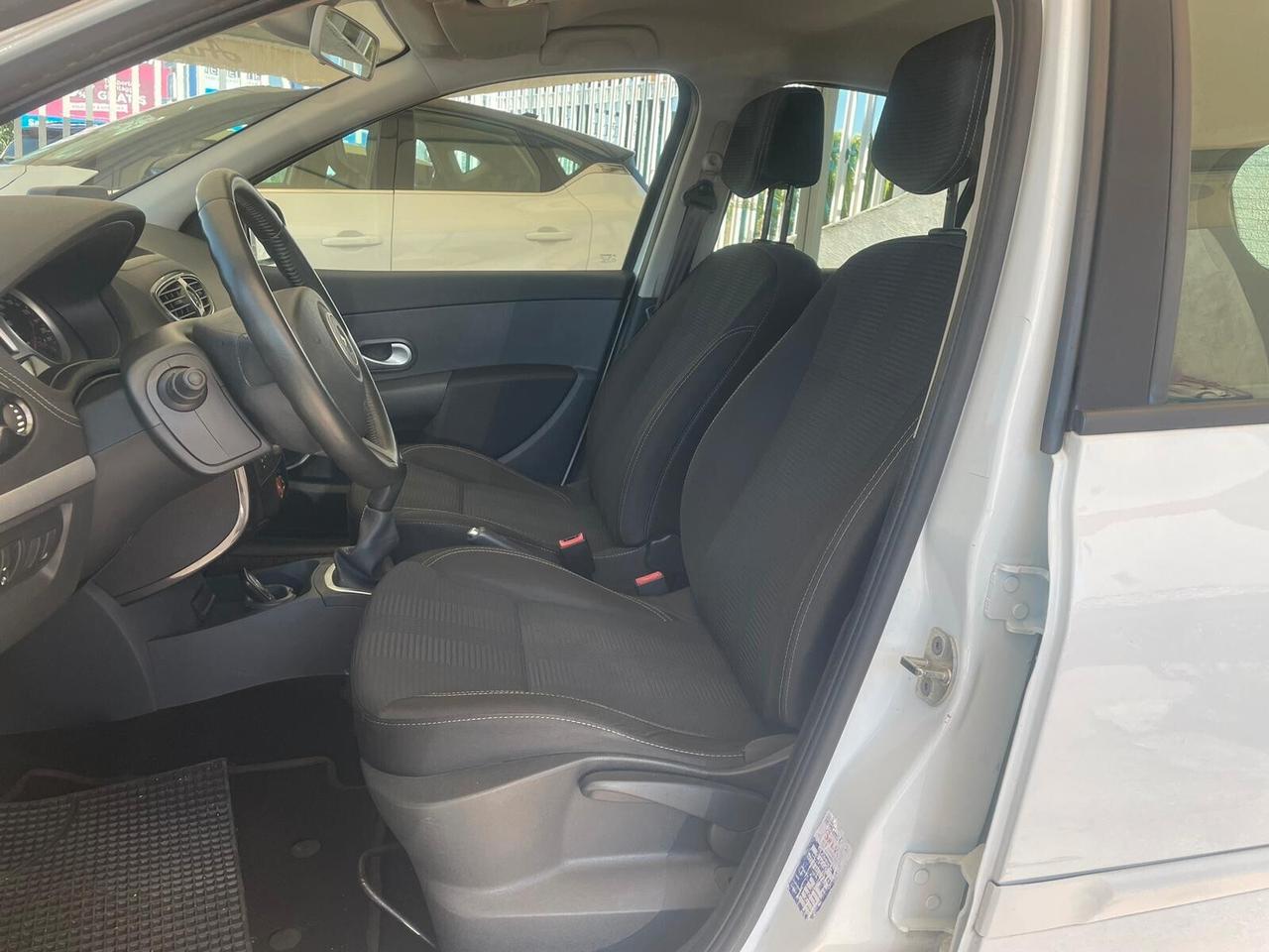 Renault Clio 1.5 dCi 75CV 5 porte Dynamique 128.000KM!!