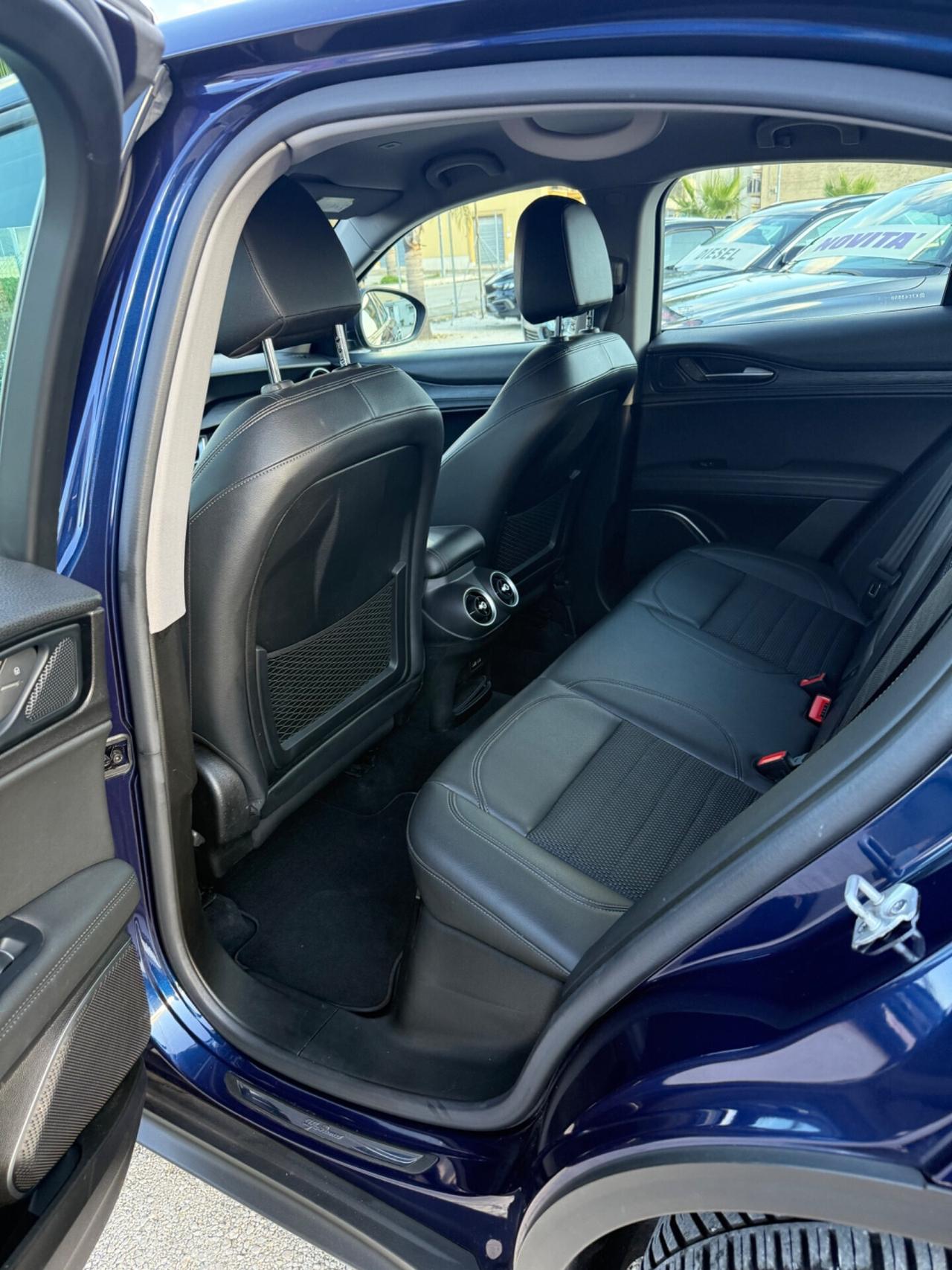 Alfa Romeo Stelvio 2.2 Turbodiesel 210 CV AT8 Q4 B-Tech