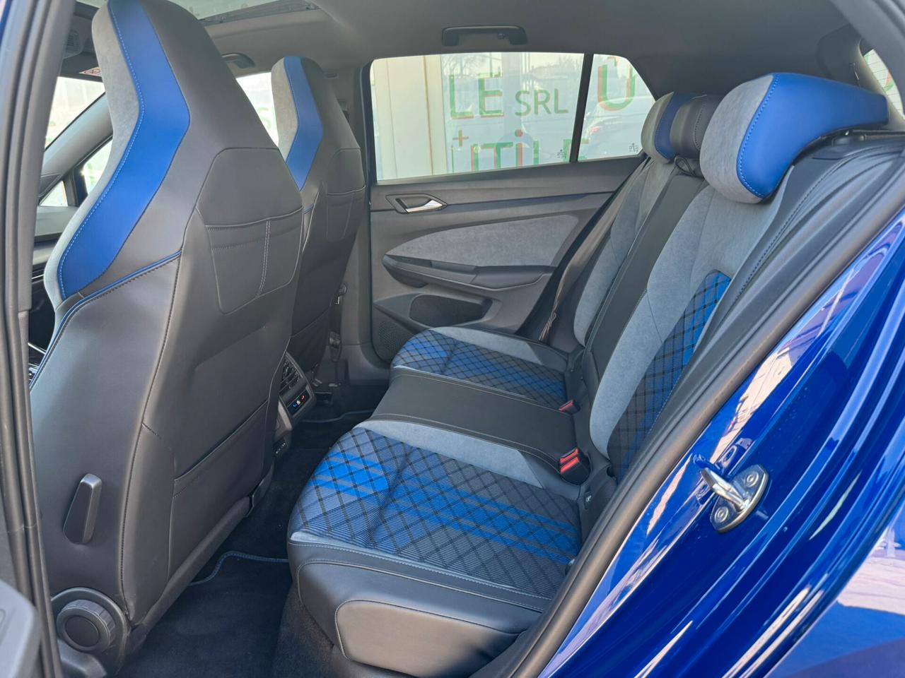Volkswagen Golf 2.0 TSI DSG 4Motion R