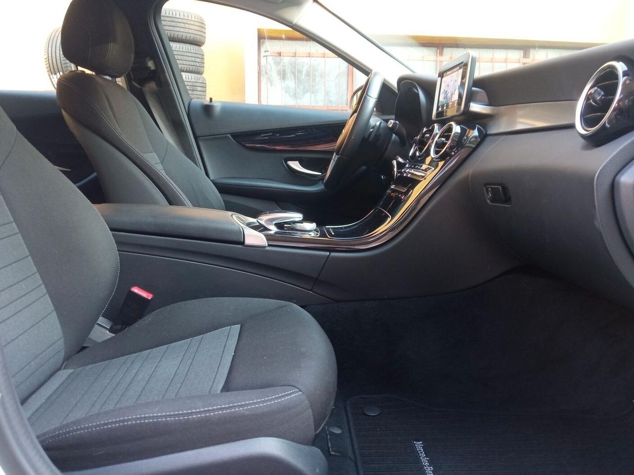 Mercedes-benz C 200d S.W.Business *39.000 KM*